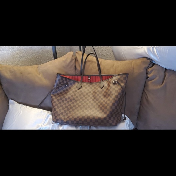 Louis Vuitton Neverfull GM and pouch - Picture 2 of 8